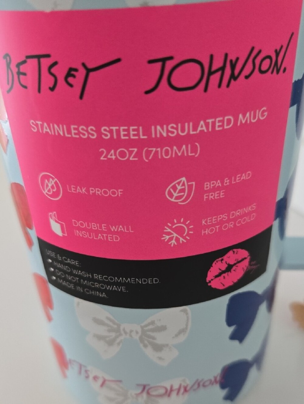 Betsey Johnson Light Blue Travel Mug with Navy and White Bows 24oz Scrap Bottom - Picture 3 of 3